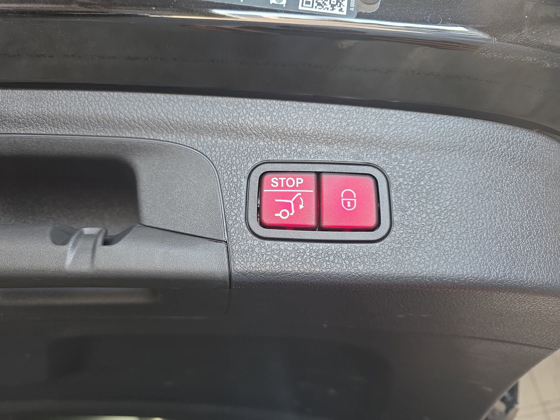 Certified 2024 Mercedes-Benz GLE 450e 4MATIC image 13