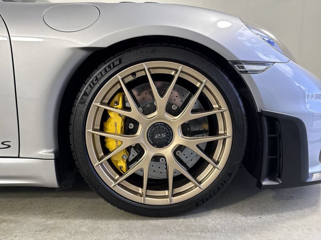 Certified 2024 Porsche 718 Cayman GT4 RS RWD image 15