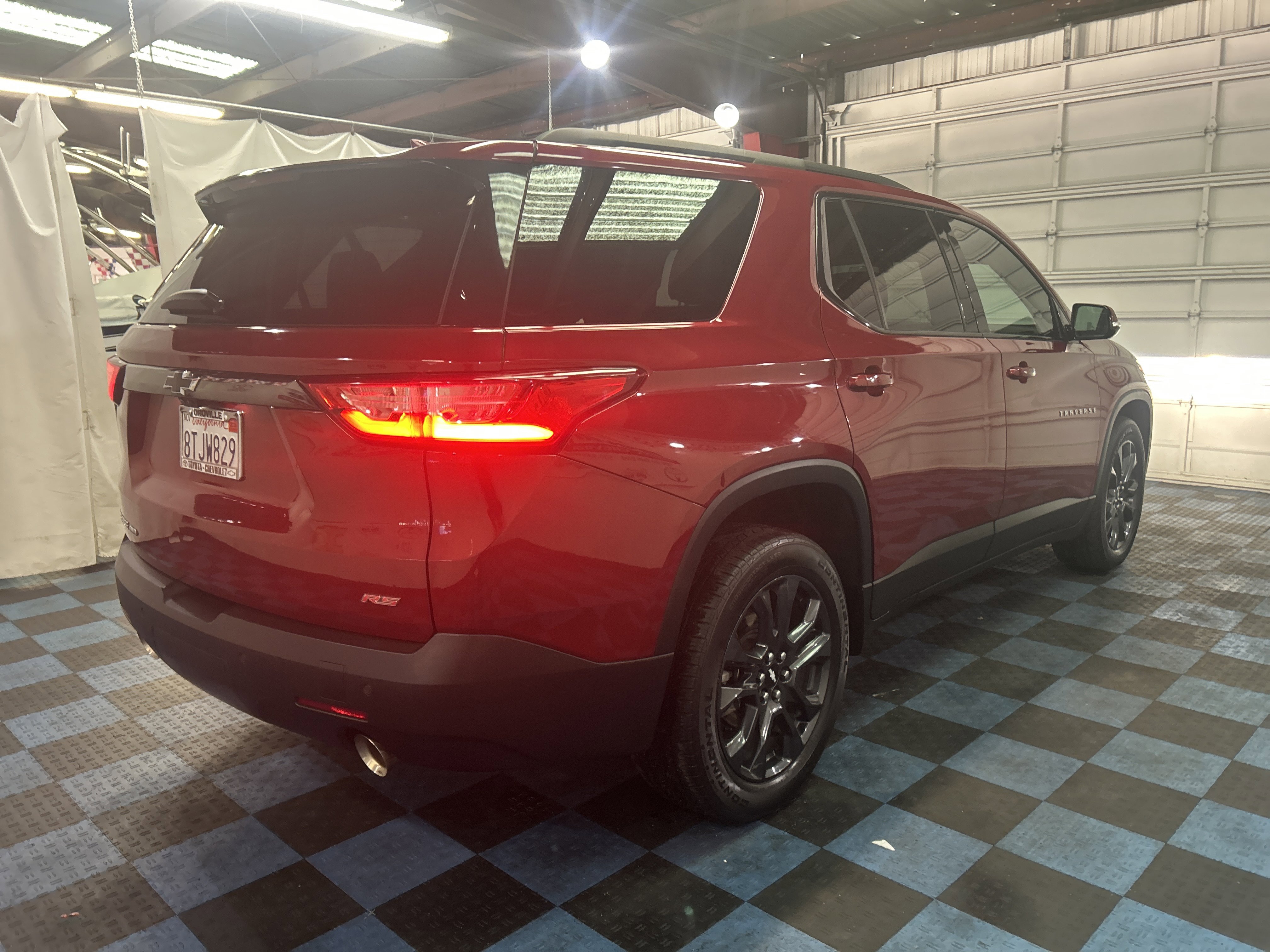 Used 2020 Chevrolet Traverse RS w/ LPO, Floor Liner Package image 5