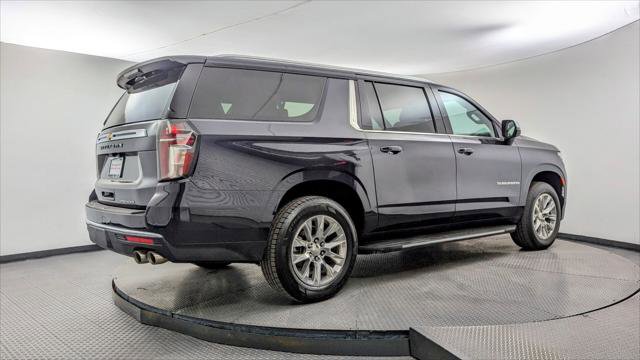 Used 2023 Chevrolet Suburban Premier image 8