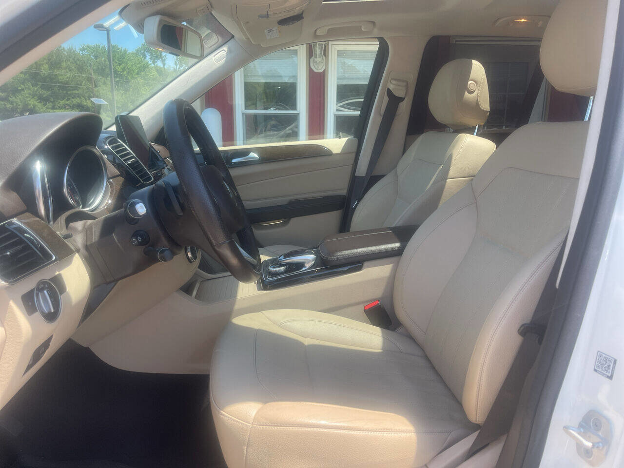 Used 2017 Mercedes-Benz GLE 350 4MATIC image 6