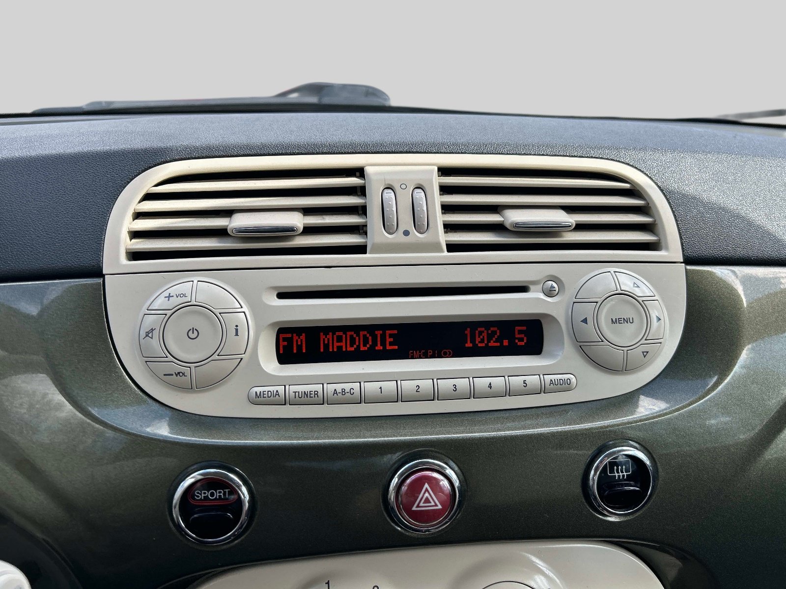 Used 2015 FIAT 500 Pop FWD image 19