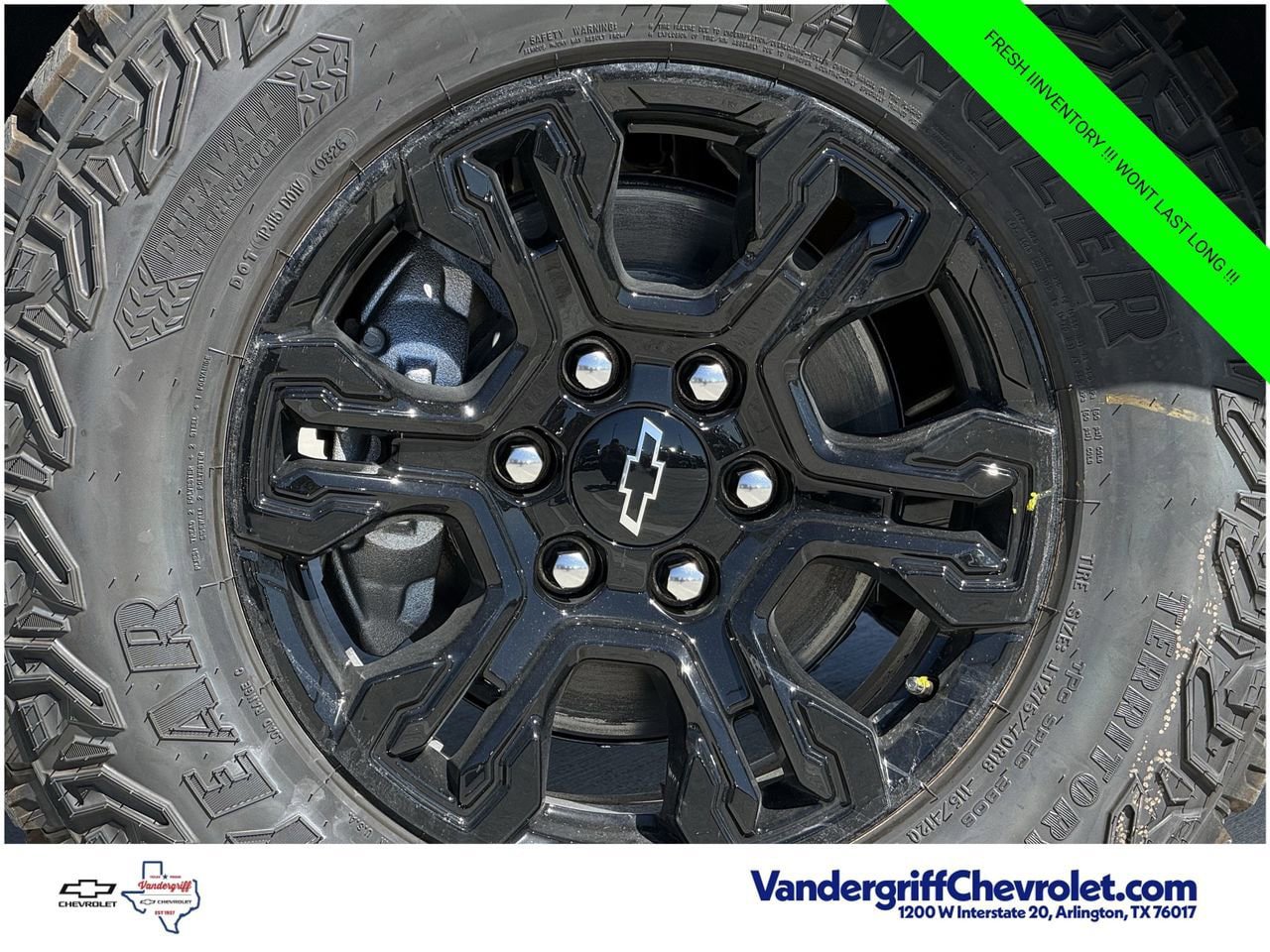 New 2026 Chevrolet Silverado 1500 ZR2 AWD/4WD image 9