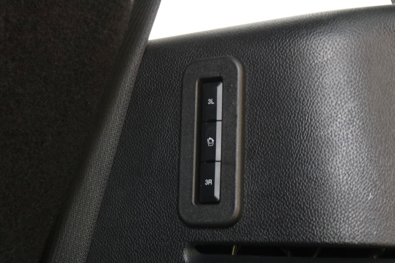 Used 2017 Lincoln Navigator Select AWD/4WD image 43