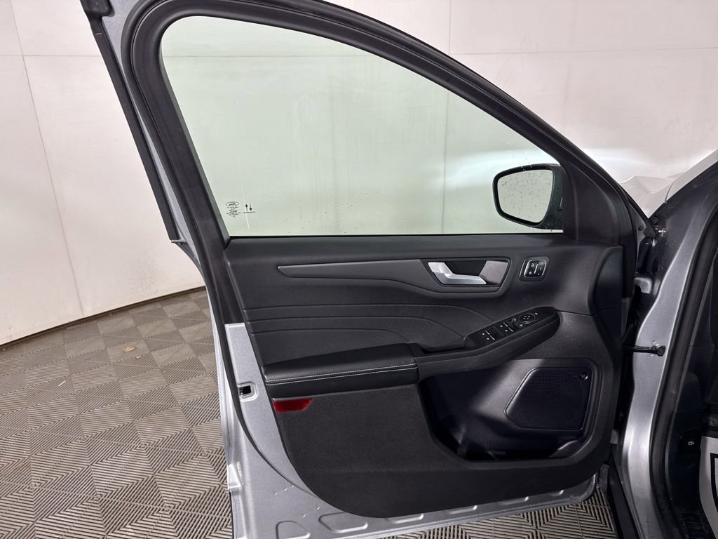 Certified 2023 Ford Escape Active w/ Tech Pack #2 AWD/4WD image 13