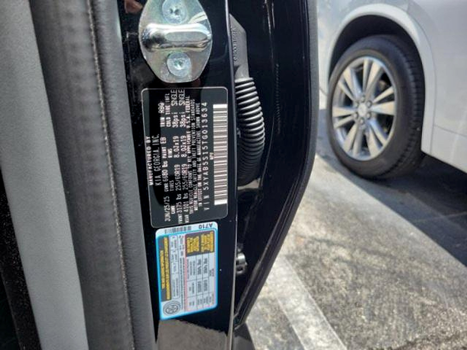 Used 2026 Kia EV9 Light RWD image 32