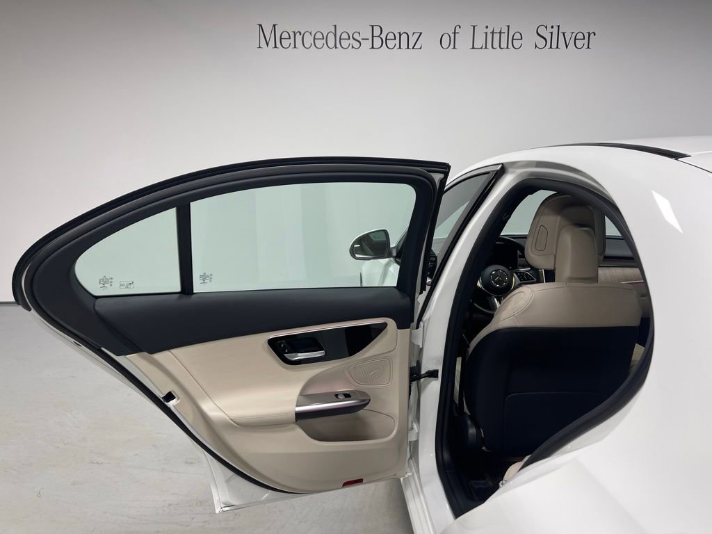 Certified 2023 Mercedes-Benz C 300 4MATIC Sedan image 23