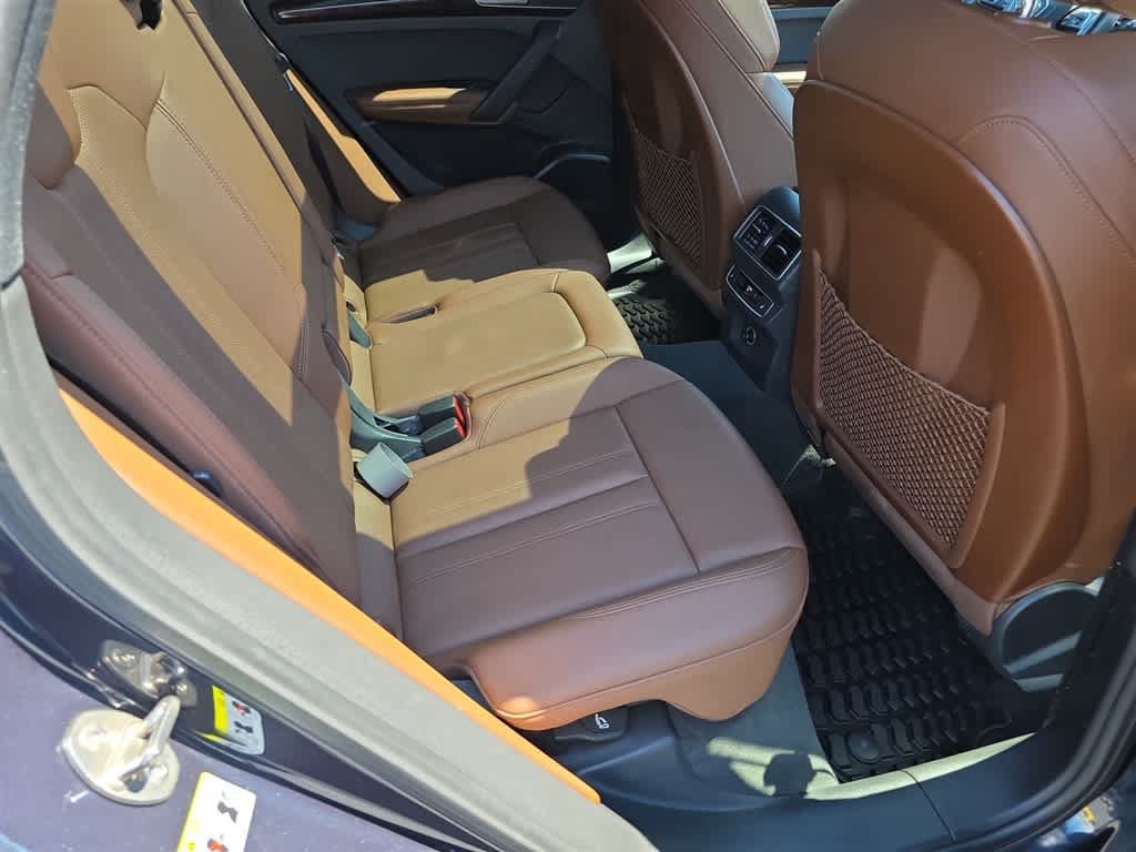 Used 2018 Audi Q5 Prestige w/ Prestige Package AWD/4WD image 12