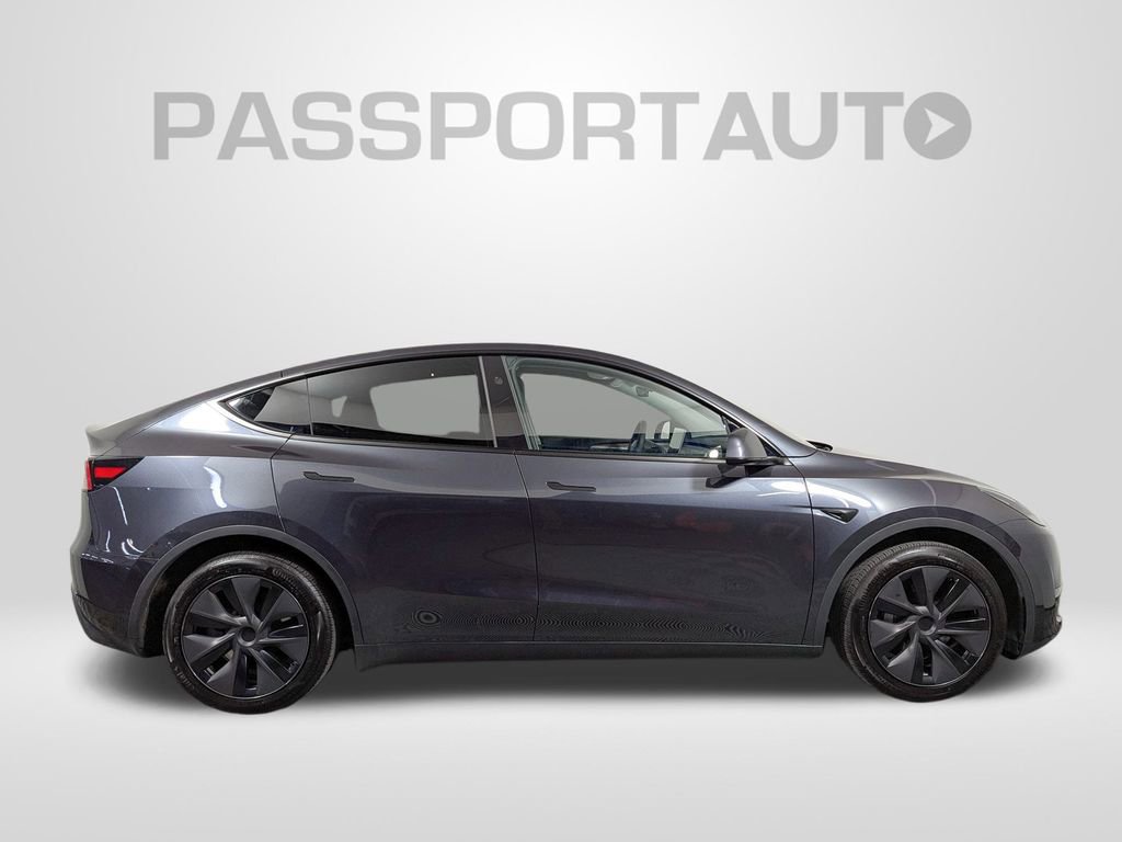 Used 2025 Tesla Model Y Long Range image 7