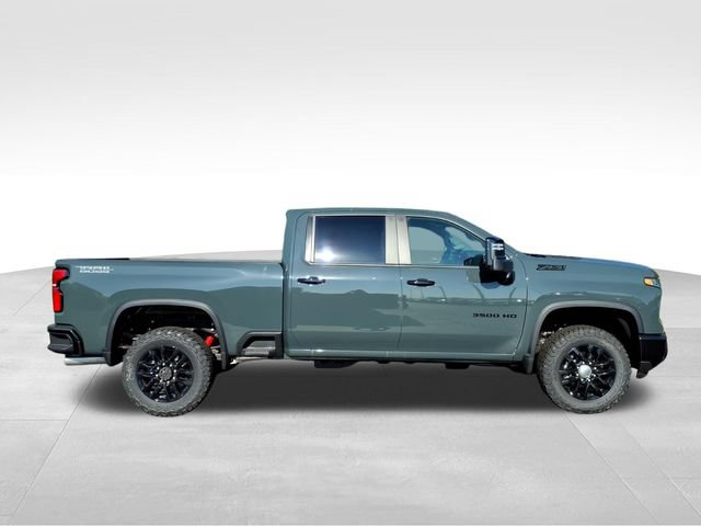 New 2026 Chevrolet Silverado 3500 LT w/ Trail Boss Package AWD/4WD image 2