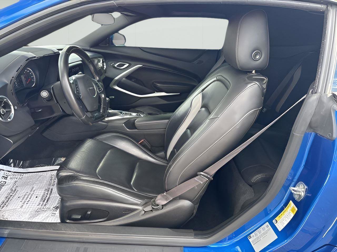 Used 2017 Chevrolet Camaro LT w/ RS Package image 13
