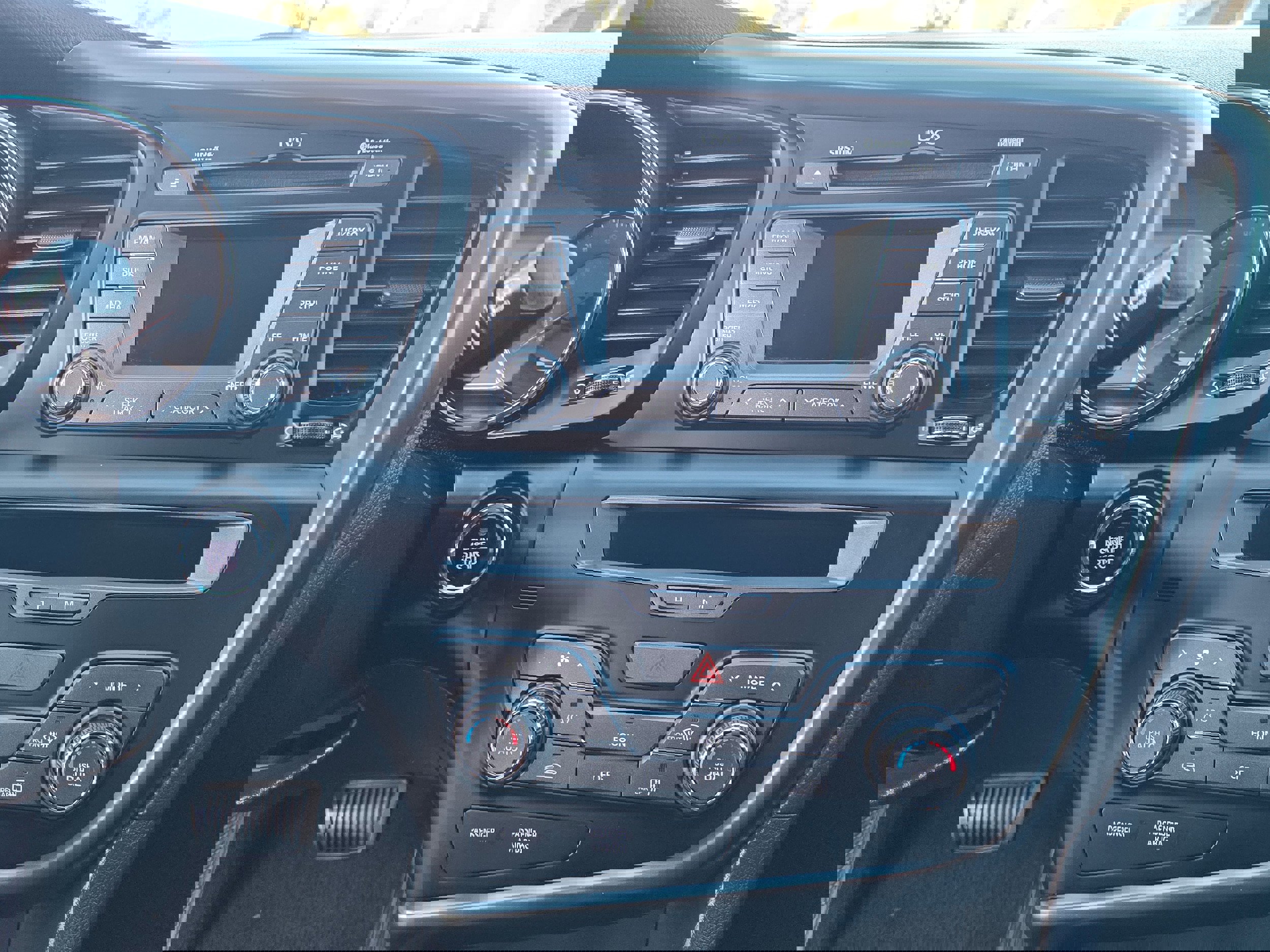 Used 2013 Kia Optima LX w/ Hybrid Convenience Pkg image 17