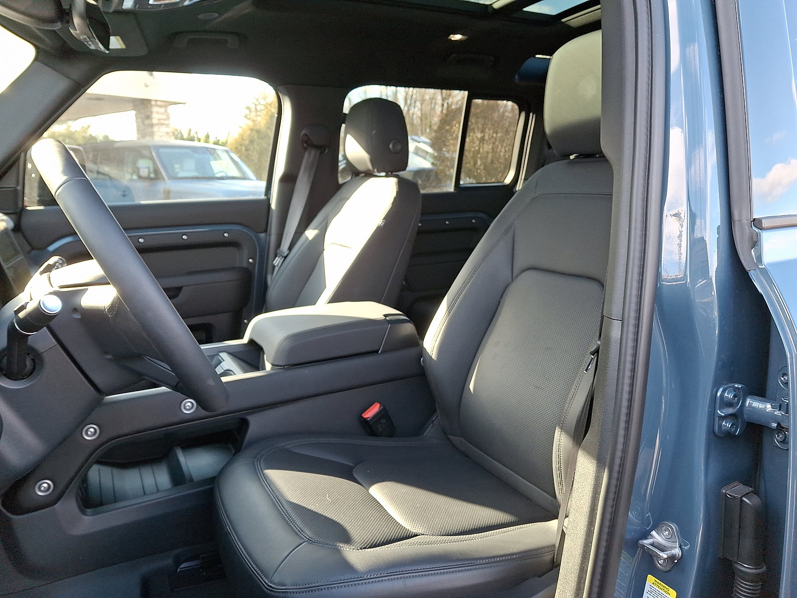 Certified 2025 Land Rover Defender 110 S AWD/4WD image 3