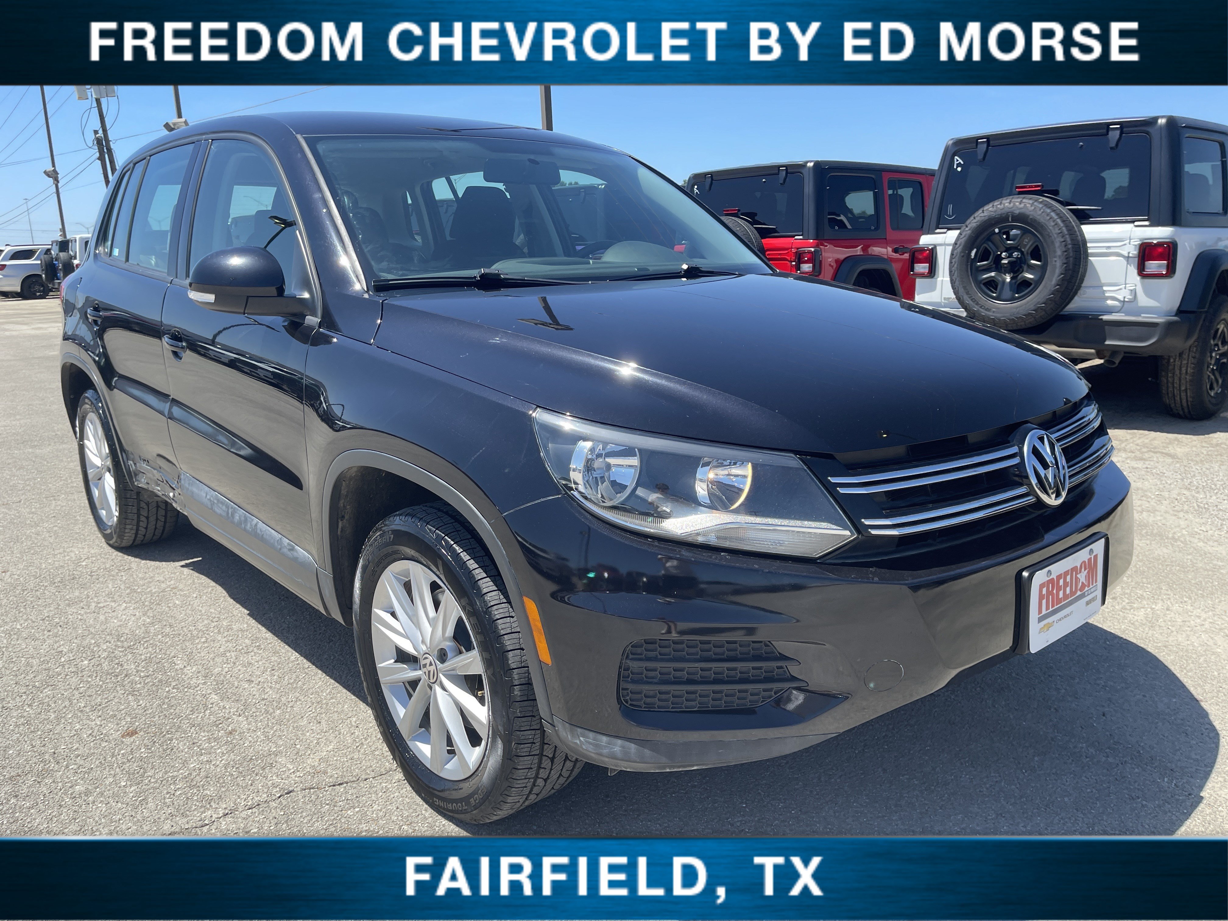 Used 2017 Volkswagen Tiguan Limited w/ Alloy Wheels Package