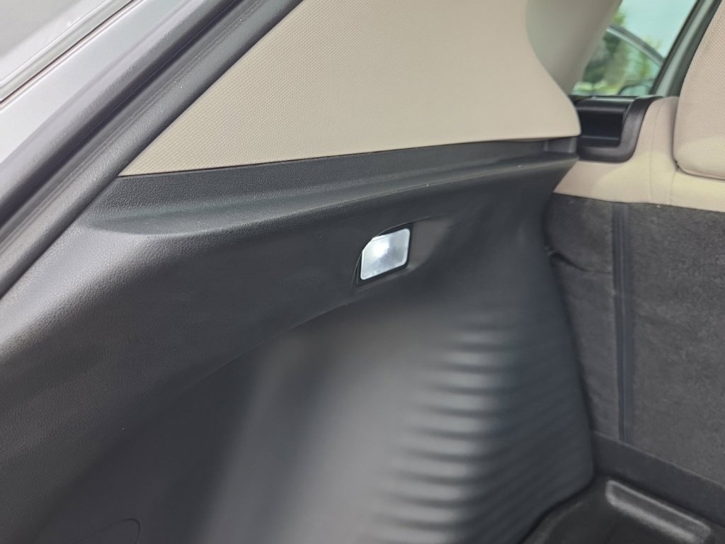 Used 2025 Honda HR-V LX image 54