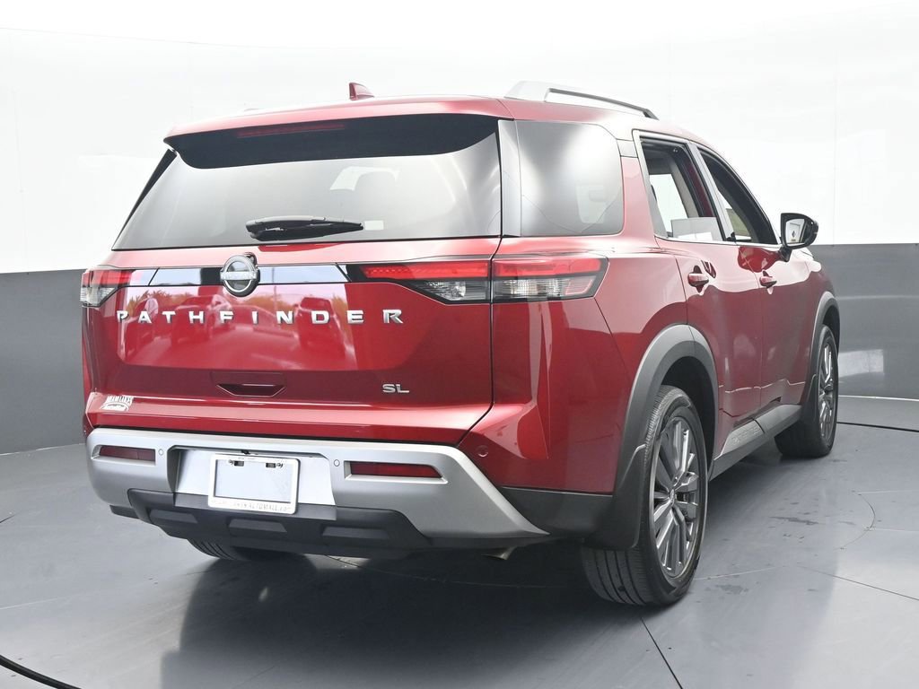 Used 2024 Nissan Pathfinder SL w/ SL Premium Package image 5