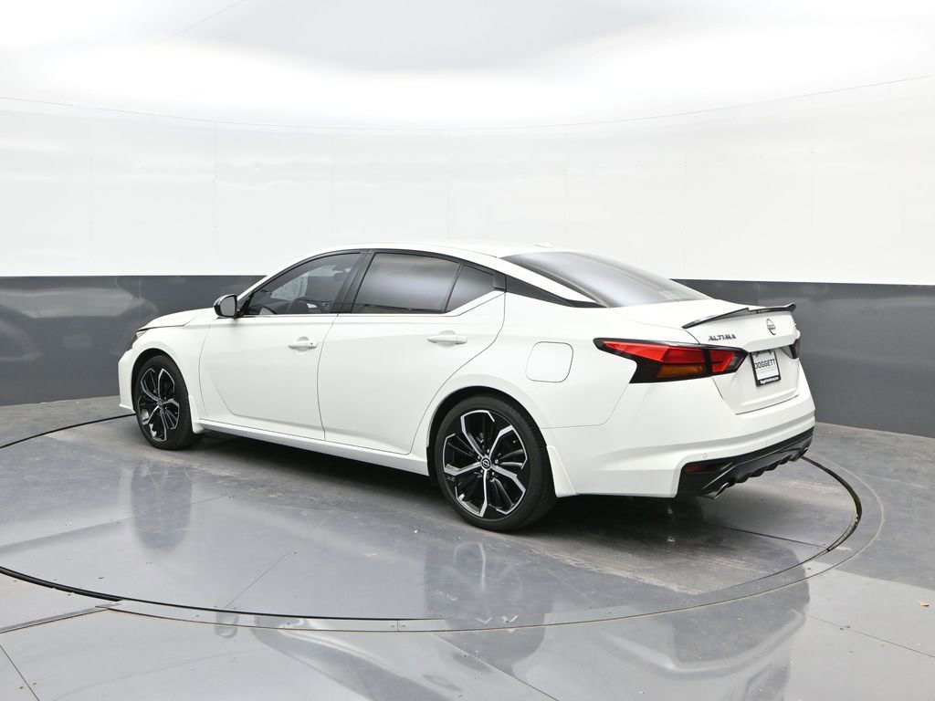 Used 2024 Nissan Altima 2.5 SR image 5