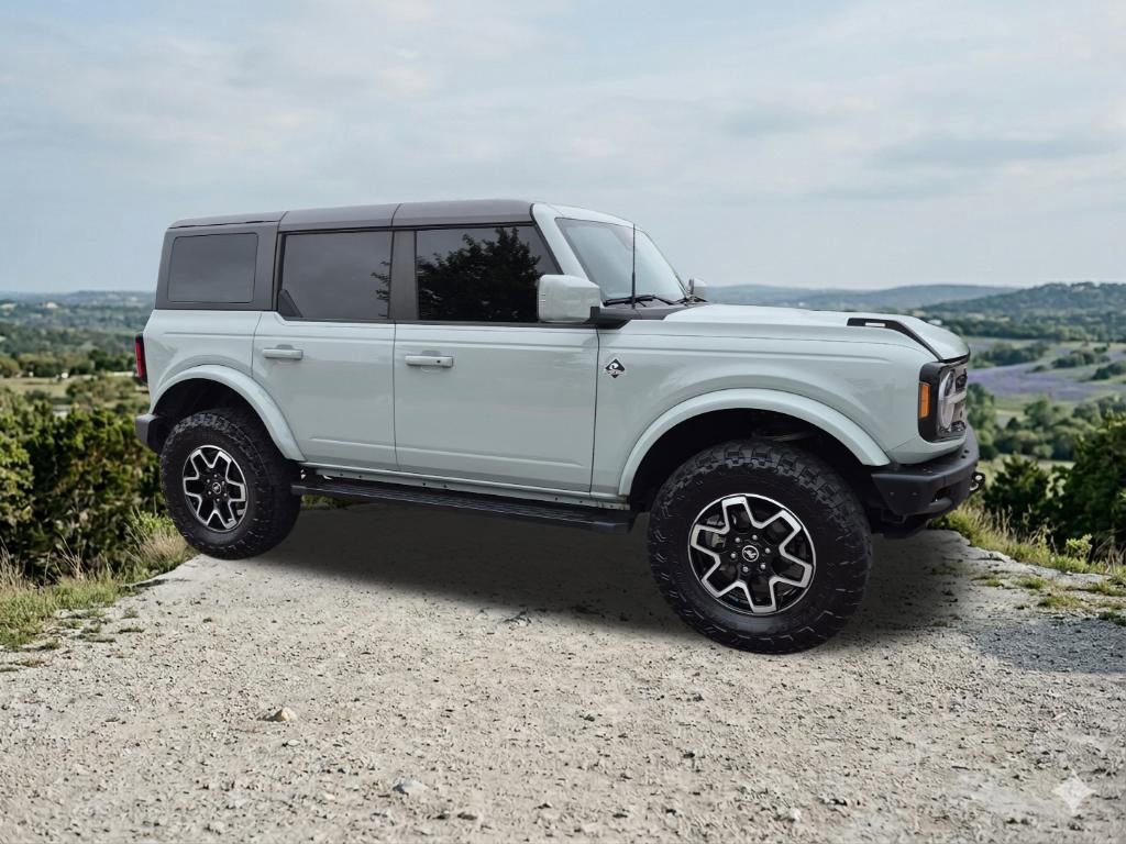 Used 2023 Ford Bronco Outer Banks image 13