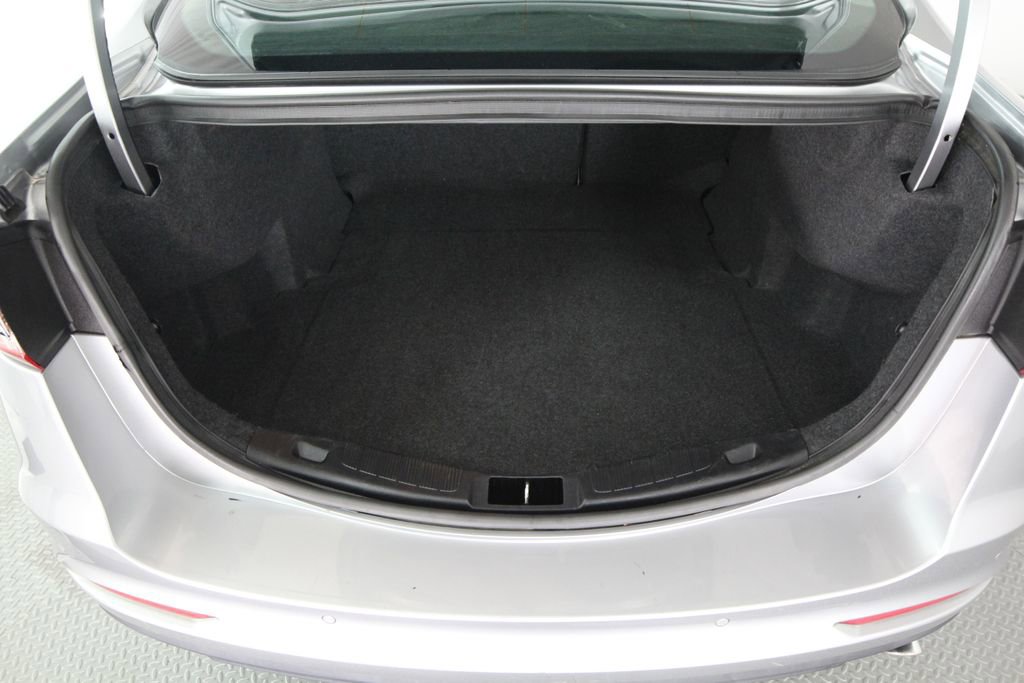 Used 2020 Ford Fusion SEL FWD image 33