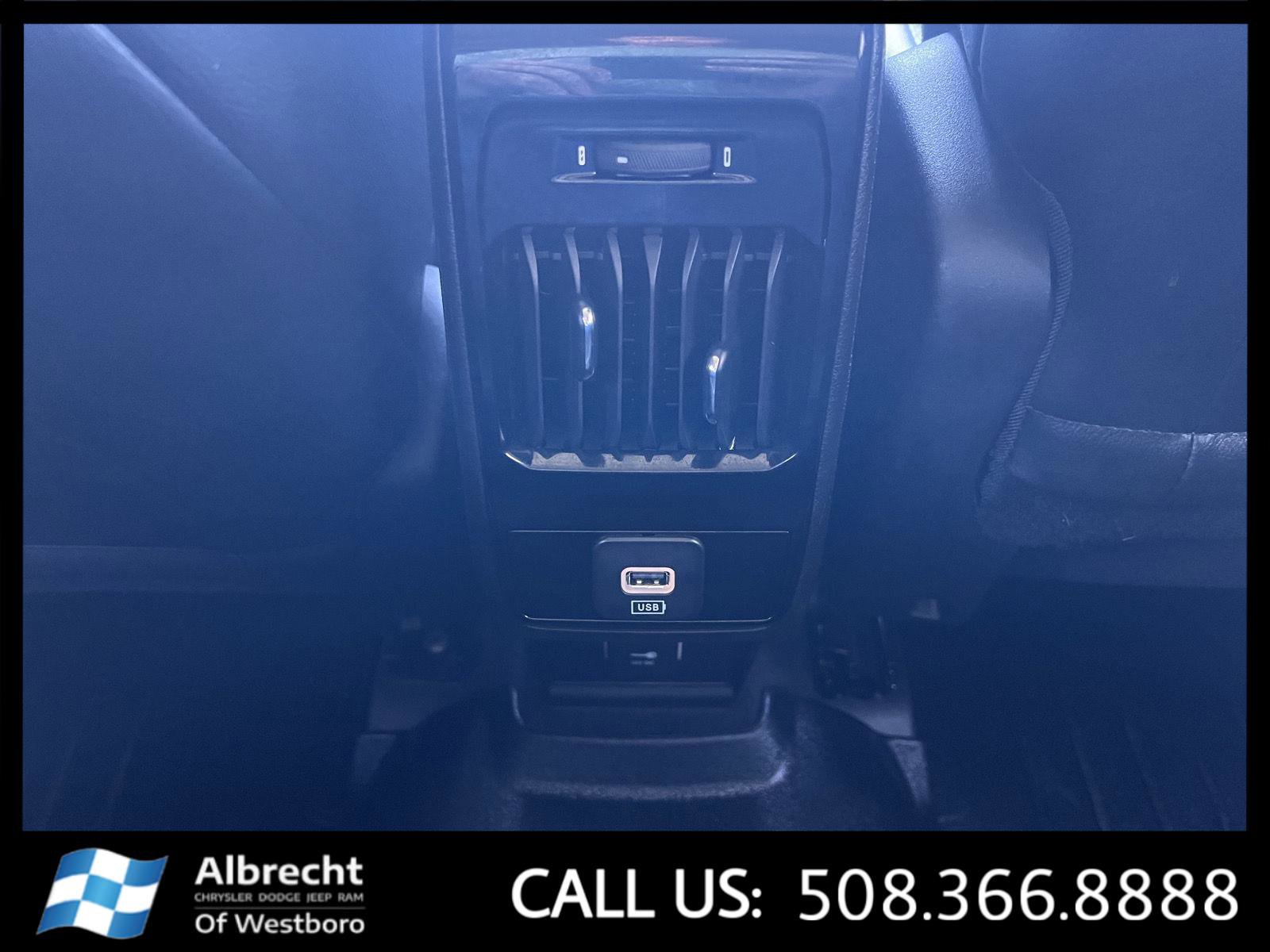 Used 2022 Jeep Compass Latitude AWD/4WD image 23