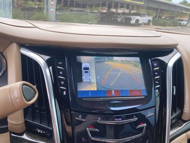 Used 2019 Cadillac Escalade ESV Platinum AWD/4WD image 17