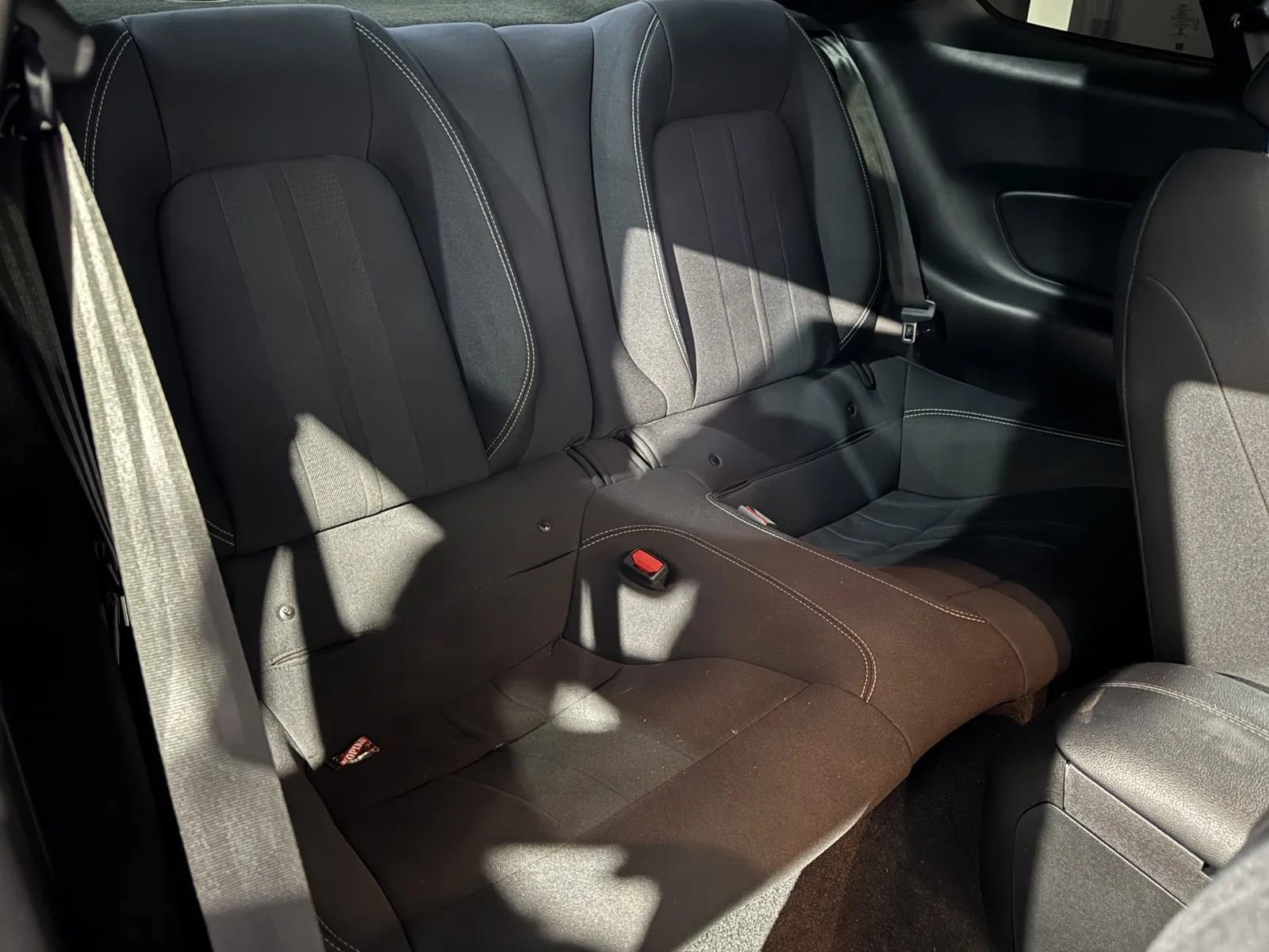 Used 2022 Ford Mustang EcoBoost image 7