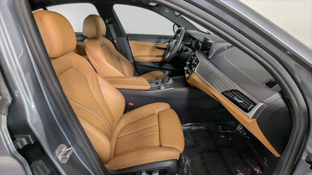 Used 2018 BMW 530e RWD image 23