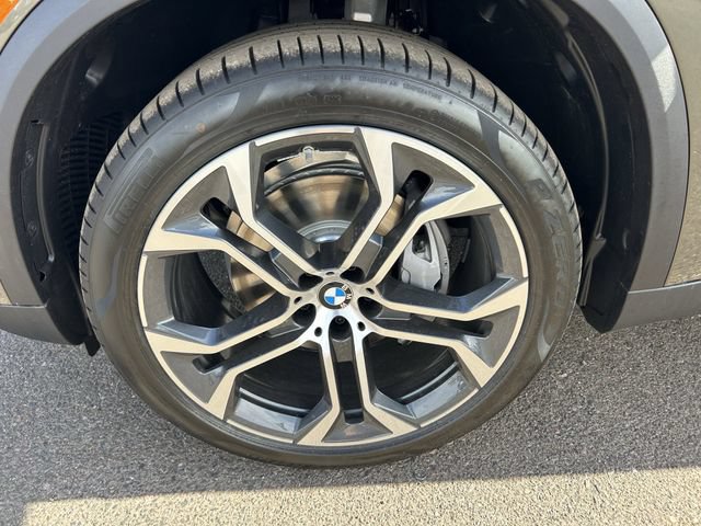 Used 2026 BMW X5 sDrive40i RWD image 10