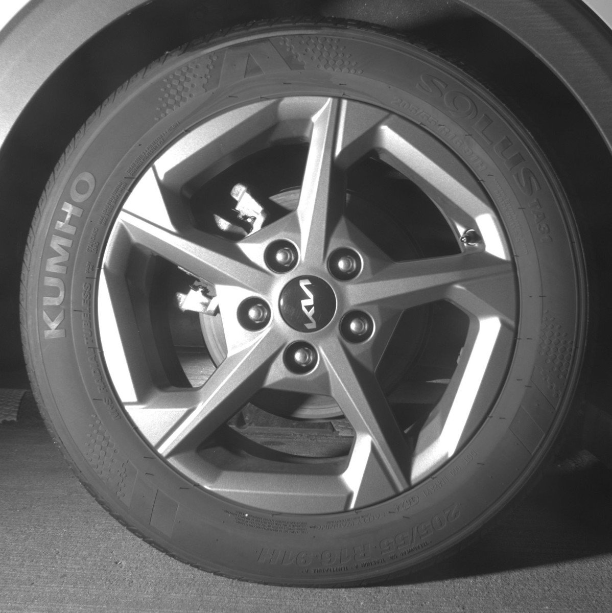 Used 2025 Kia K4 LXS image 15