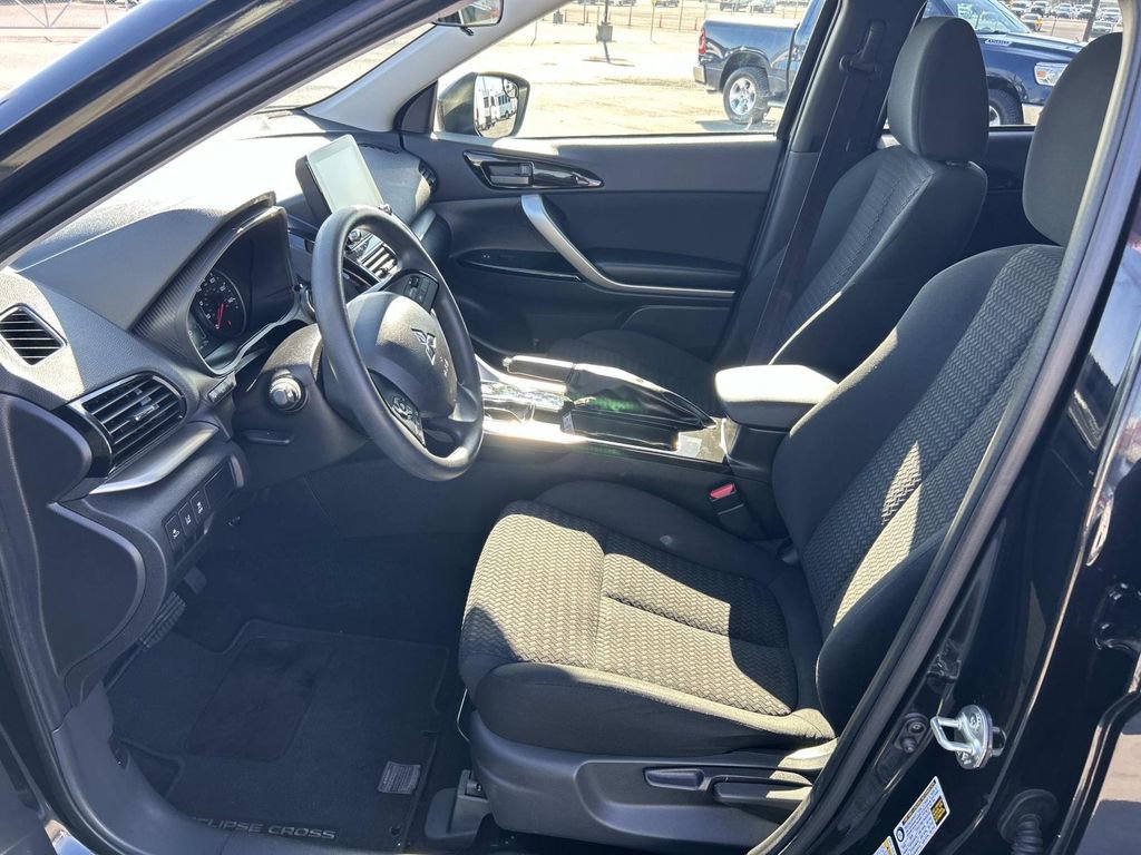Used 2025 Mitsubishi Eclipse Cross LE AWD/4WD image 20
