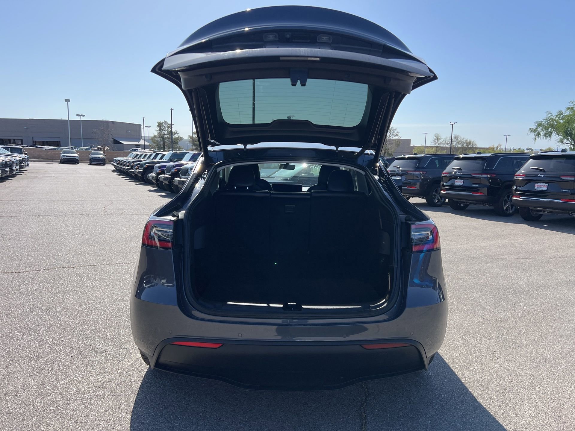 Used 2020 Tesla Model Y Long Range AWD/4WD image 14