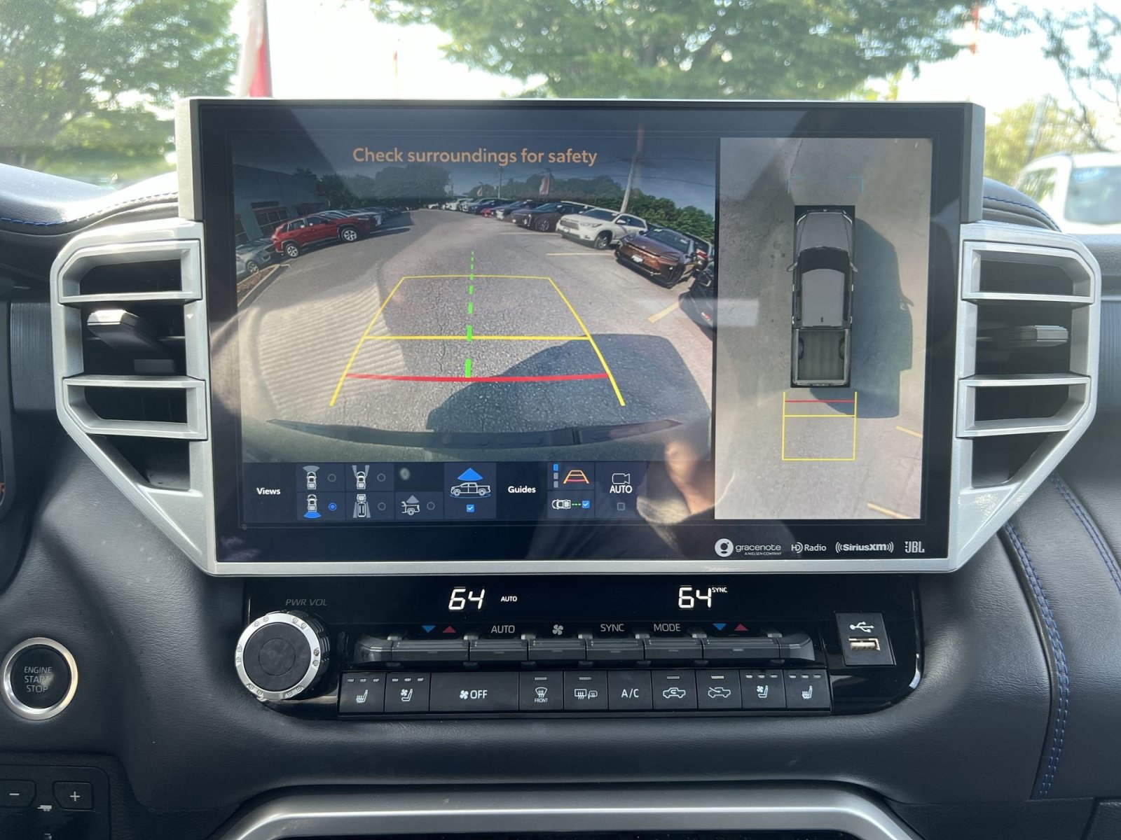 Used 2023 Toyota Tundra Platinum AWD/4WD image 34