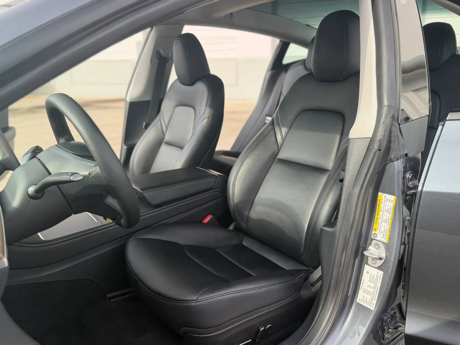 Used 2023 Tesla Model 3 Standard Range RWD image 18