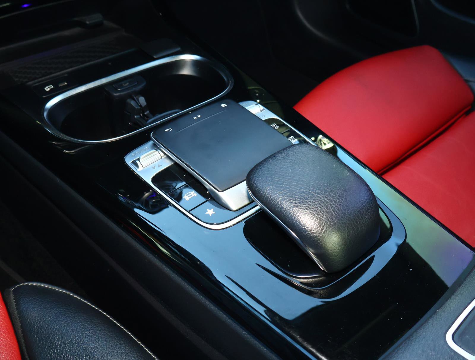 Used 2020 Mercedes-Benz CLA 250 image 26