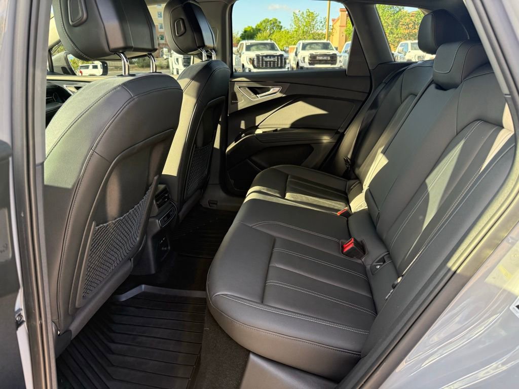 Used 2024 Audi Q4 e-tron Prestige w/ Black Optic Package image 21