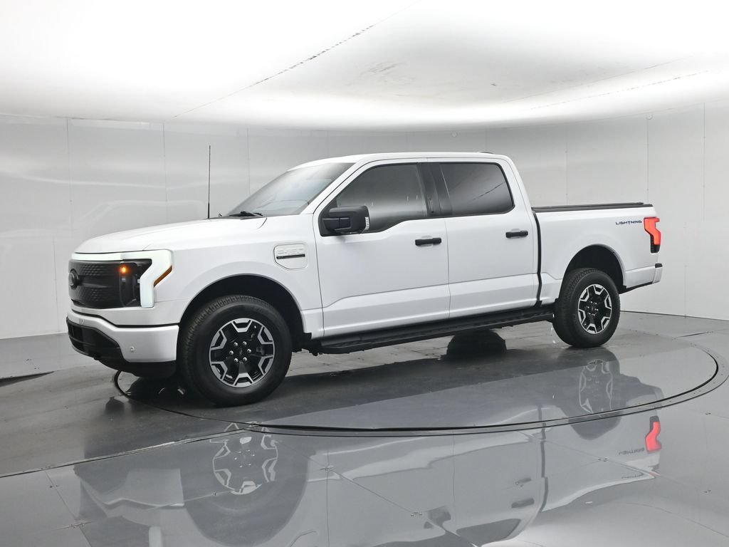 Certified 2023 Ford F150 Lightning XLT AWD/4WD image 30