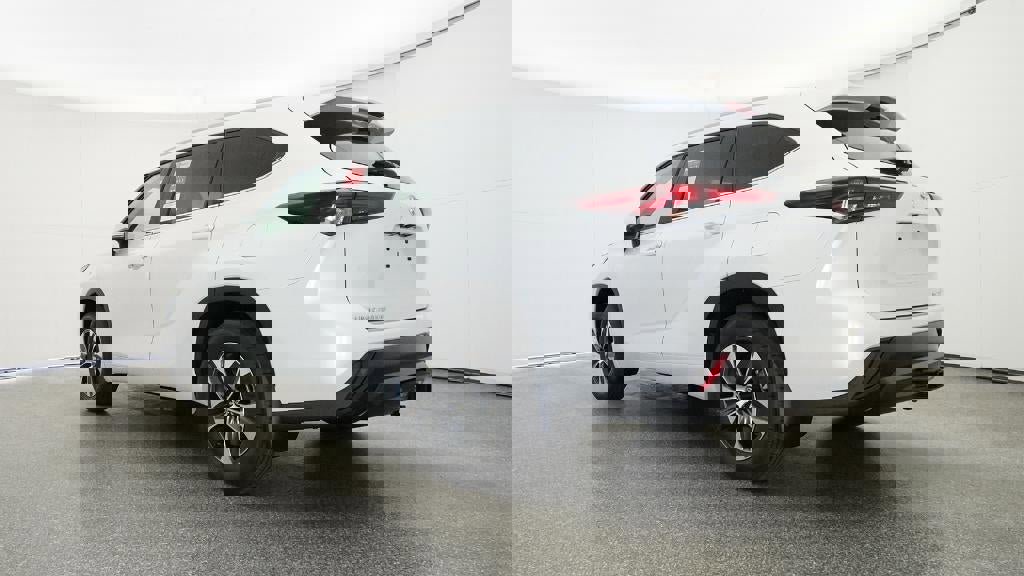 New 2026 Toyota Highlander XLE image 21