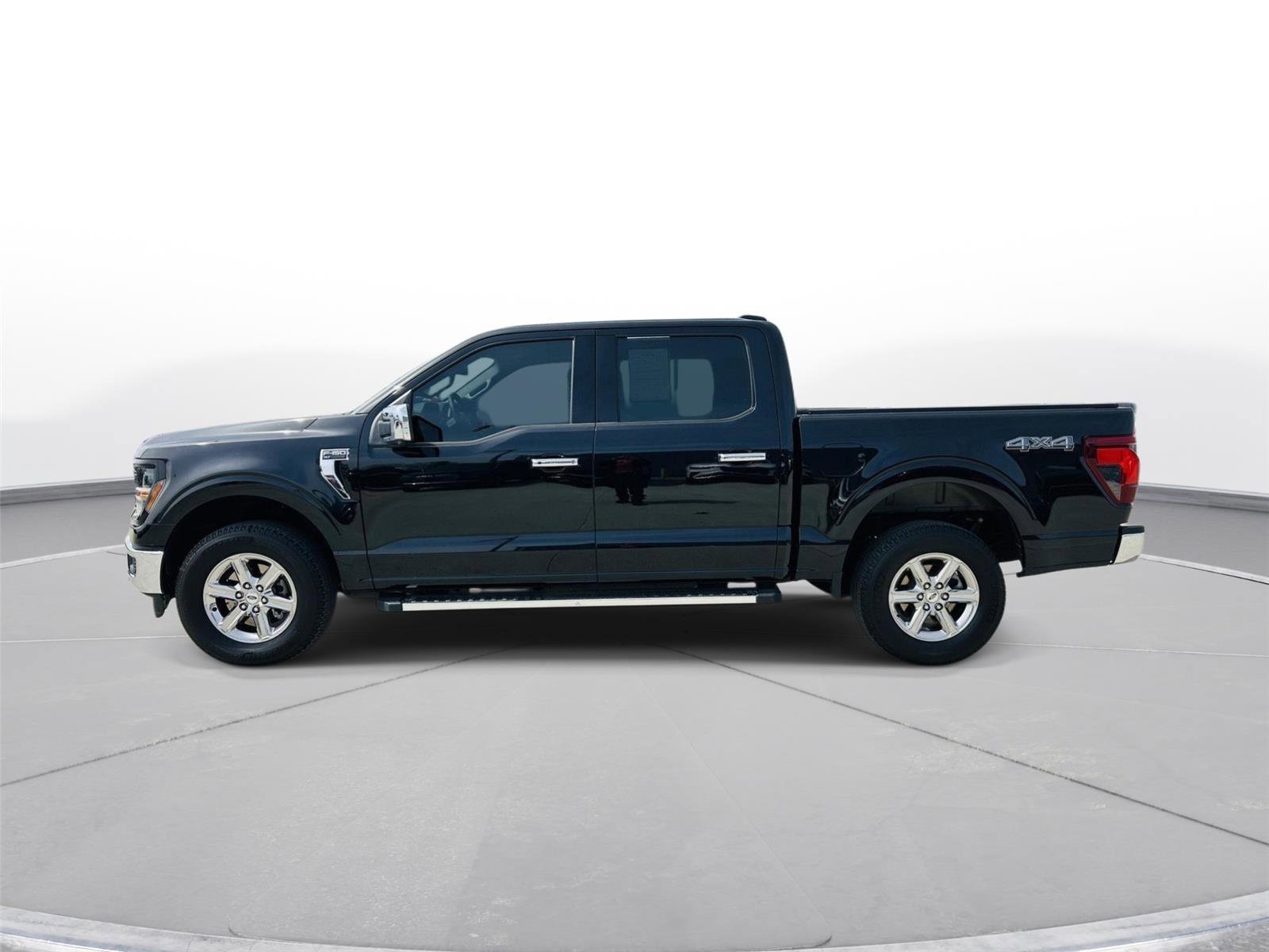 Used 2025 Ford F150 XLT w/ Equipment Group 302A MID image 35