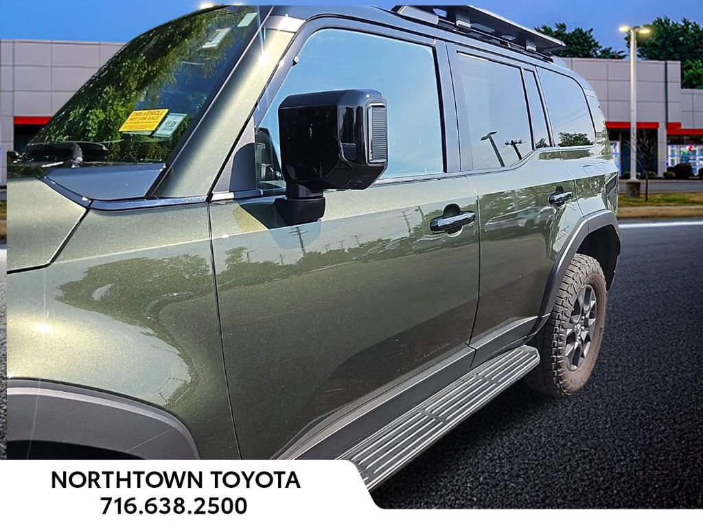 Used 2024 Lexus GX 550 image 23