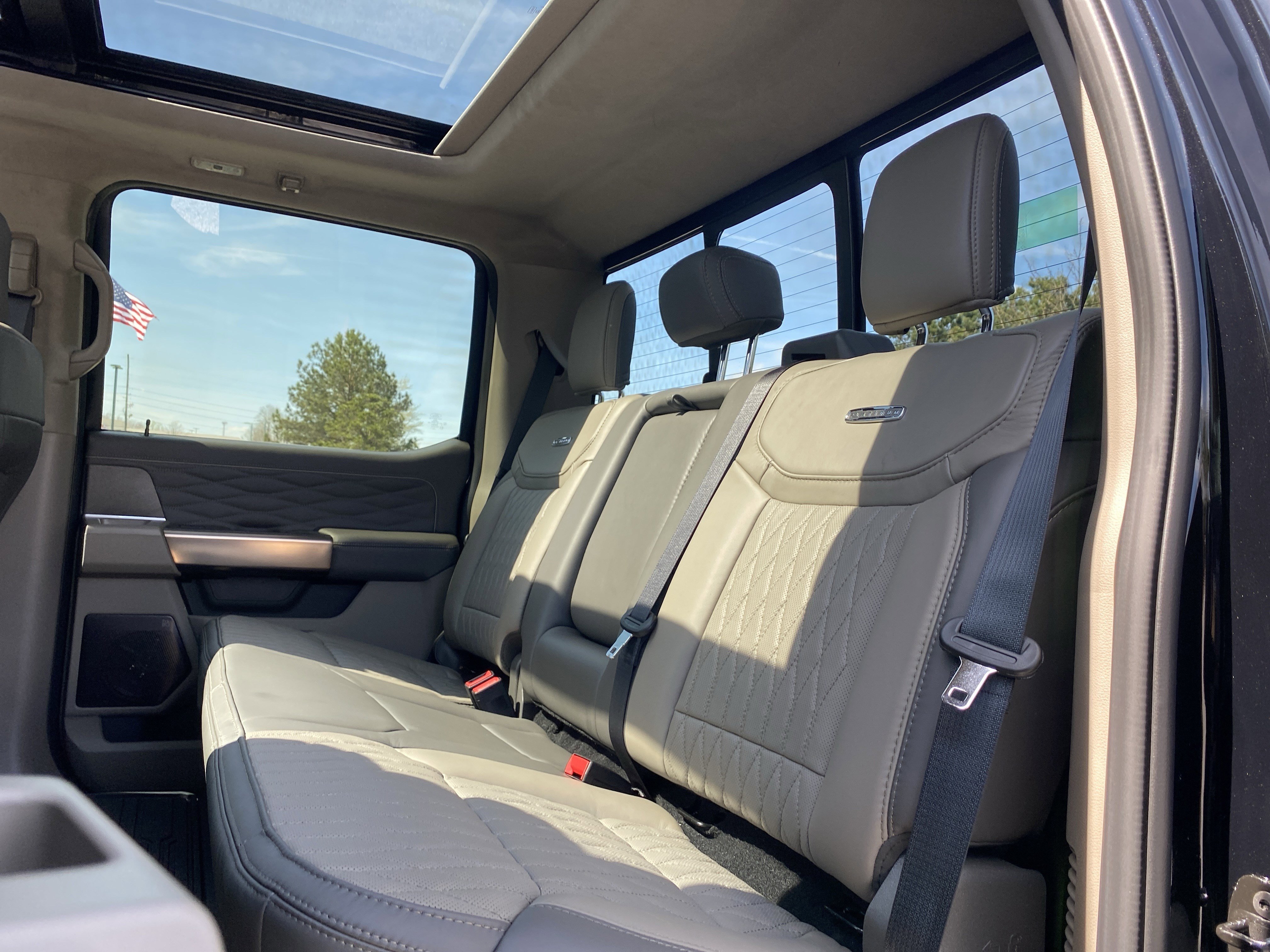 Used 2026 Ford F450 Platinum w/ Platinum Plus Package image 8