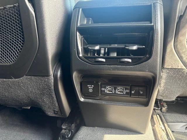 Used 2023 Jeep Grand Cherokee 4WD 4xe image 11