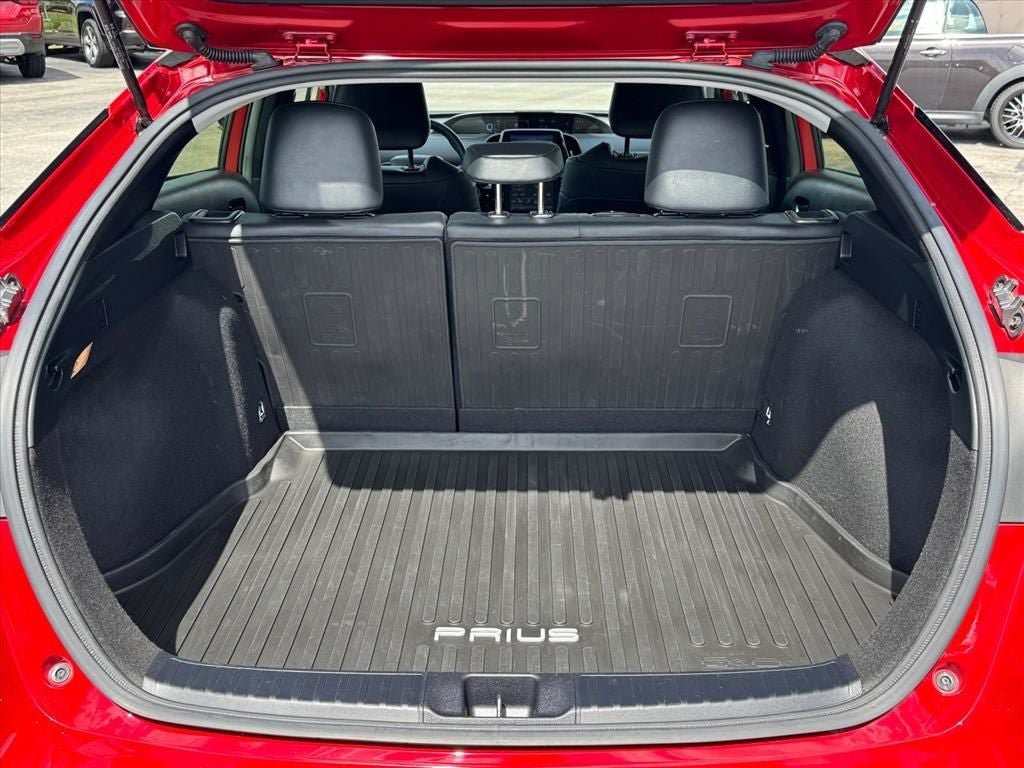 Used 2021 Toyota Prius Limited FWD image 20