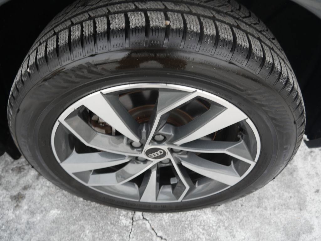 Certified 2023 Audi Q5 2.0T Premium w/ Convenience Package image 13