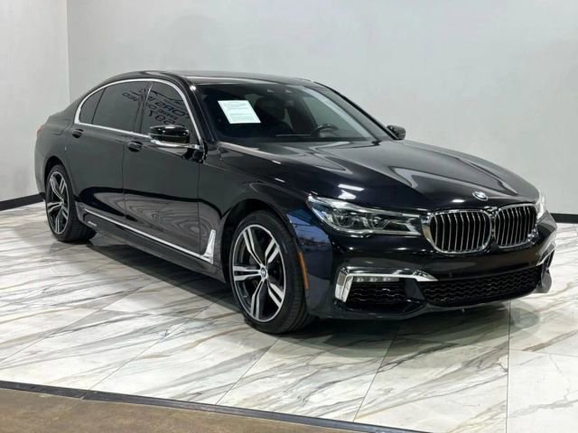 Used 2017 BMW 750i xDrive AWD/4WD image 4