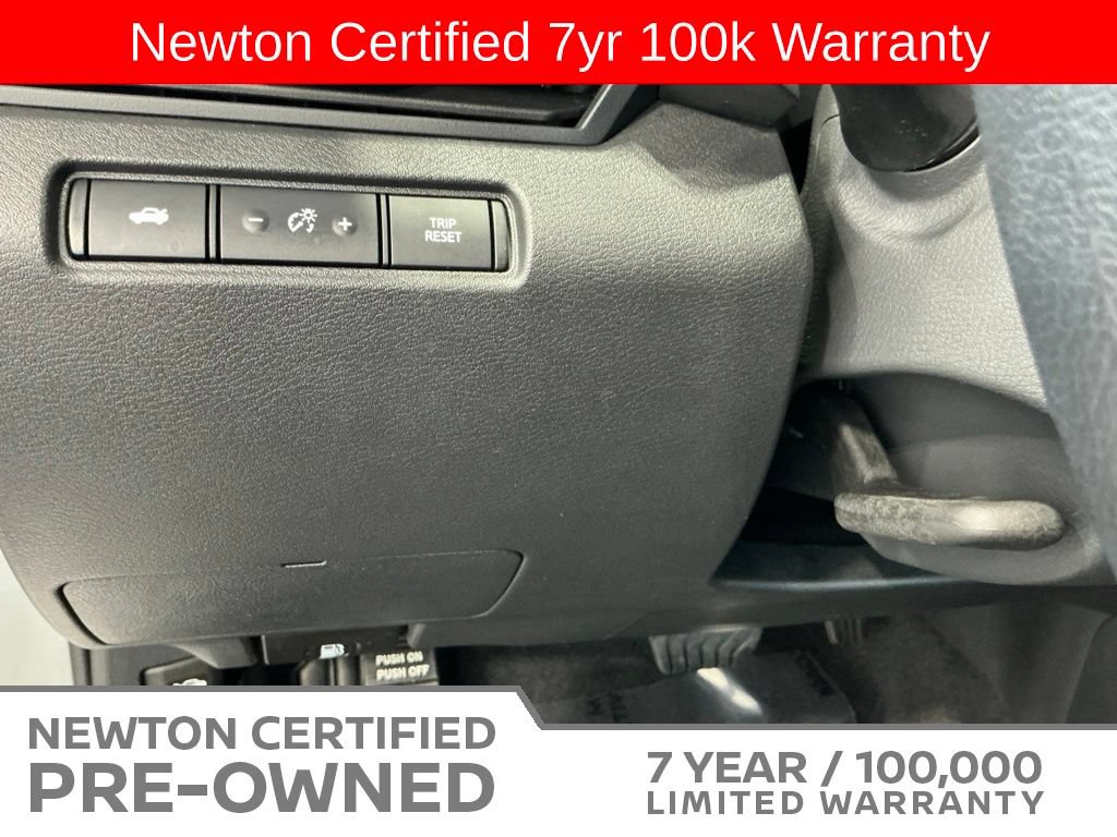 Used 2025 Nissan Altima 2.5 SV FWD image 30