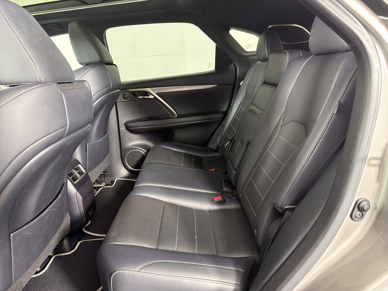 Used 2020 Lexus RX 350 F Sport w/ Accessory Package AWD/4WD image 19