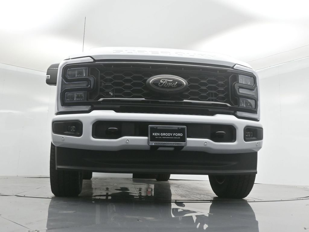 New 2025 Ford F250 Lariat w/ Lariat Ultimate Package image 45