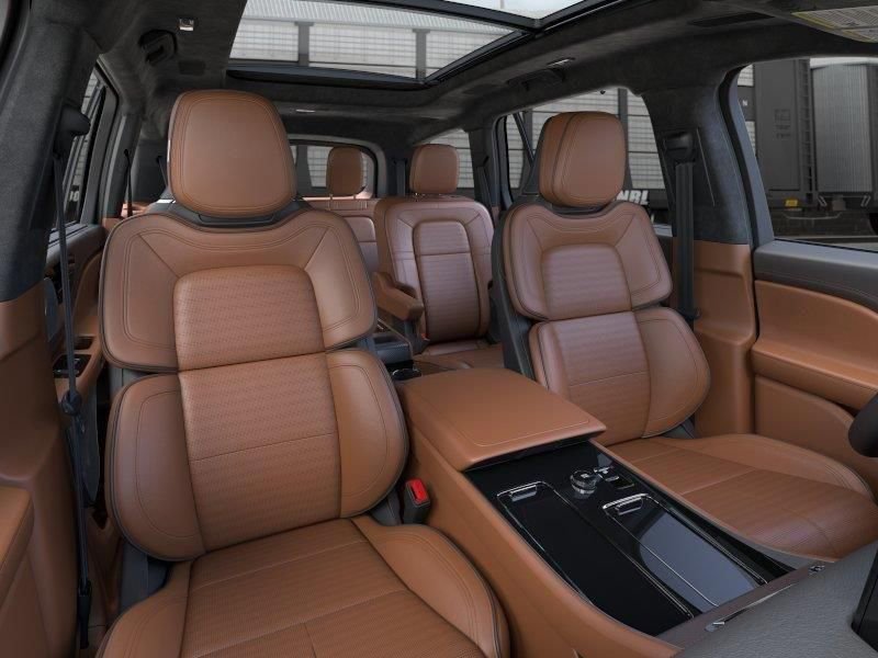 New 2026 Lincoln Aviator Black Label AWD/4WD image 10