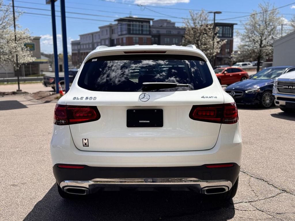 Used 2022 Mercedes-Benz GLC 300 4MATIC w/ Premium Package Lite image 5
