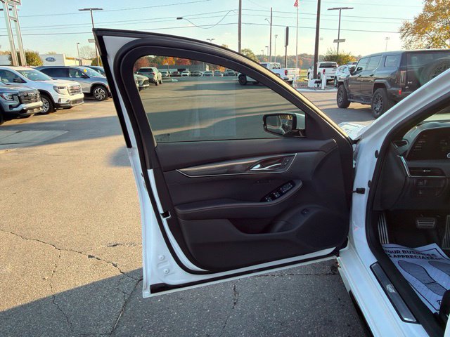 Used 2025 Cadillac CT5 Sport w/ Technology Package AWD/4WD image 12